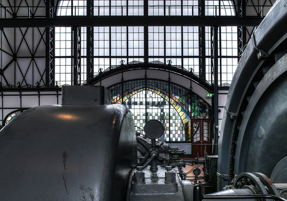 The machine hall of the former coal mine "Zollern" in Dortmund is an example of the beginning of modern industrial architecture, combining historism, art nouveau, and modern elements.